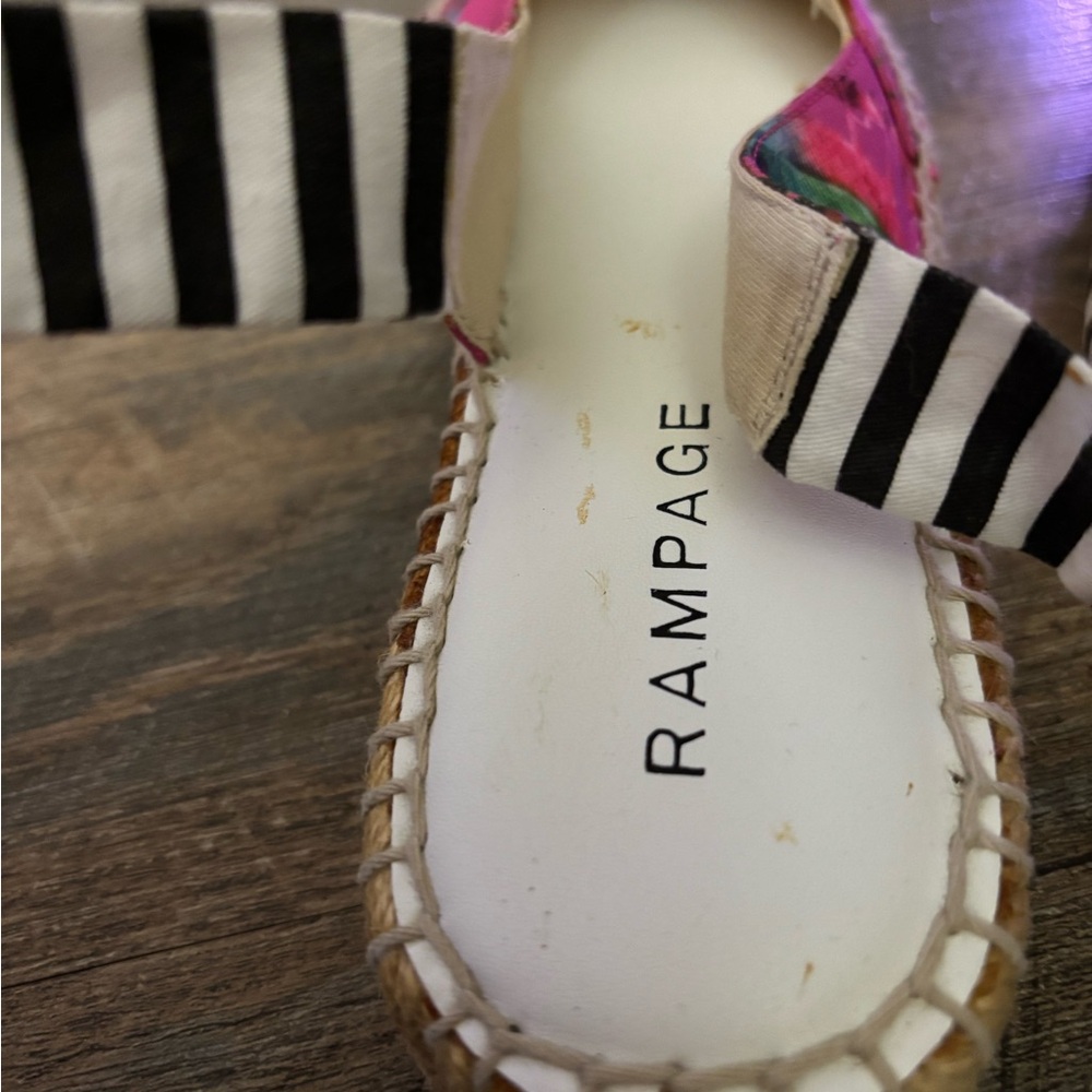 Rampage Betty Wrap Around Bird Floral Espadrilles - Picture 8 of 9